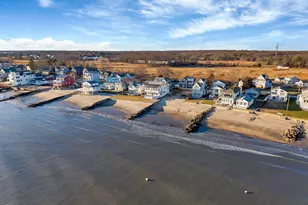 176 Shore Rd, Clinton, CT 06413 - Photo 2