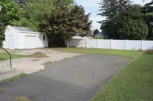 17 Guilford Ct, East Haven, CT 06512 - Photo 26