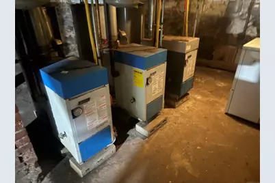 221 Fairview Street, New Britain, CT 06051 - Photo 8