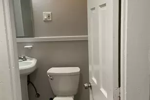 16 Lake St, Middletown, CT 06457 - Photo 10