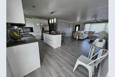 2 F Street, Derby, CT 06418 - Photo 6