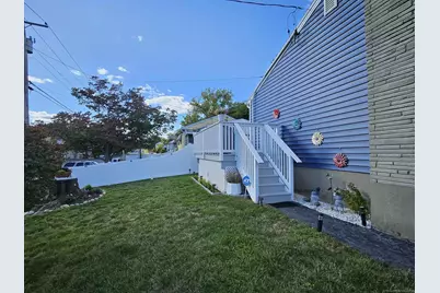 2 F Street, Derby, CT 06418 - Photo 26