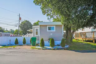 525 E Main St, Branford, CT 06405 - Photo 16