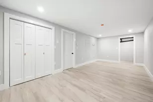 25 Division St, Waterford, CT 06385 - Photo 34