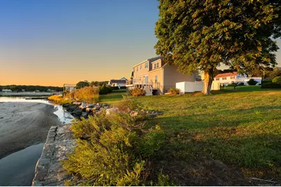 25 Division Street, Waterford, CT 06385 - Photo 38