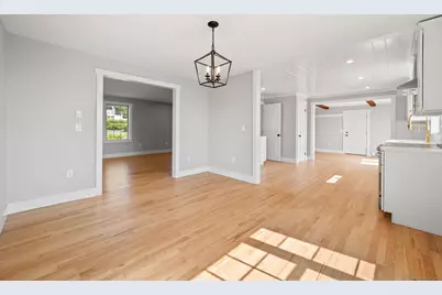 25 Division Street, Waterford, CT 06385 - Photo 14