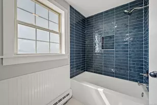 25 Division St, Waterford, CT 06385 - Photo 26