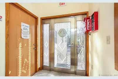 118 South Broad Street, Stonington, CT 06379 - Photo 18