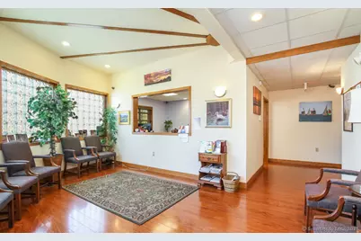 118 South Broad Street, Stonington, CT 06379 - Photo 2