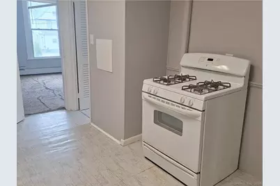 281 Hanover Street #4, Meriden, CT 06451 - Photo 4