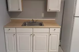 281 Hanover St, Meriden, CT 06451 - Photo 2