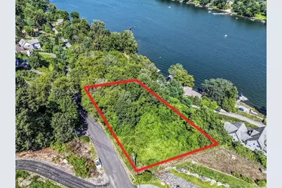 22 Candlewood Common, New Milford, CT 06776 - Photo 2