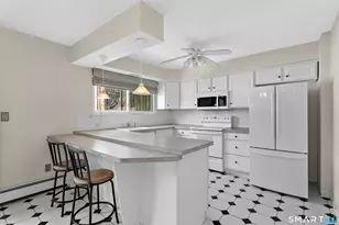 200 Woodmont Ave, Bridgeport, CT 06606 - Photo 12