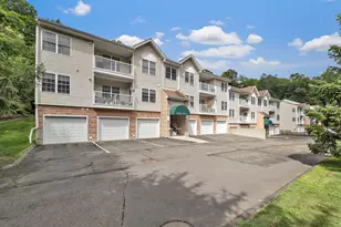 11211 Arganese Place, Trumbull, CT 06611 - Photo 32