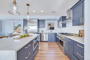 9 Stowe Ave, Milford, CT 06460 - Photo 8