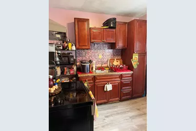 87 Mansfield Street, Hartford, CT 06154 - Photo 4