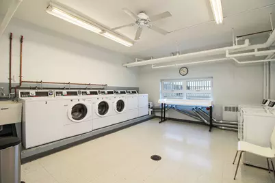 292 Pequot Avenue #E2, New London, CT 06320 - Photo 22