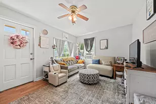 23 Hotchkiss St, Middletown, CT 06457 - Photo 12