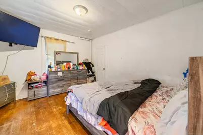 81 Easton Avenue, Waterbury, CT 06704 - Photo 2