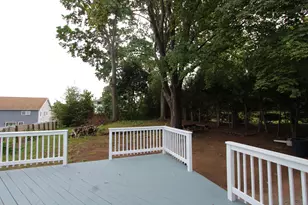 263 Robbins Ave, Newington, CT 06111 - Photo 20