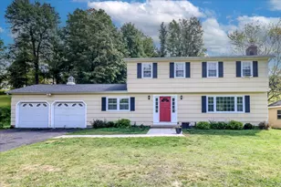 133 Sugar St, Newtown, CT 06470 - Photo 34