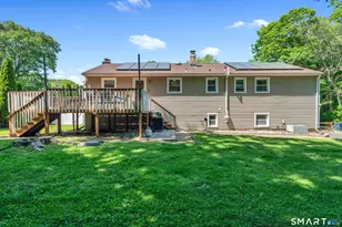 17 Briarwood Ln, Branford, CT 06405 - Photo 36
