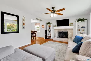 17 Briarwood Ln, Branford, CT 06405 - Photo 10