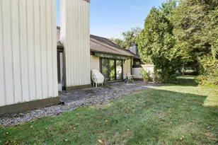 626 Heritage Vlg, Southbury, CT 06488 - Photo 4