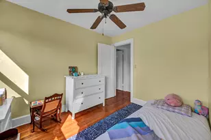 89 Glenbrook Ave, Hamden, CT 06514 - Photo 32