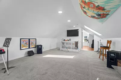 165 Plant Street, New London, CT 06320 - Photo 32