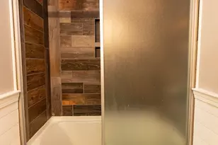 33 Newton St, Norwich, CT 06360 - Photo 24