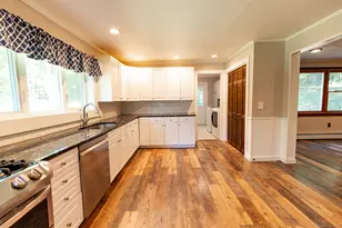 33 Newton St, Norwich, CT 06360 - Photo 16