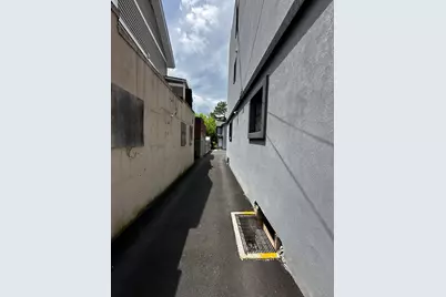 49 Hill Street #4, Waterbury, CT 06704 - Photo 12