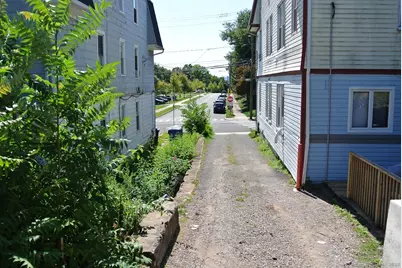 144 West Street, New Britain, CT 06051 - Photo 34