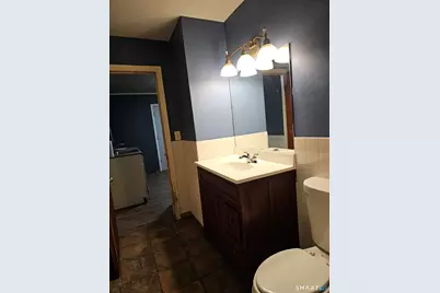 44 Woodlawn Avenue, Ansonia, CT 06401 - Photo 10