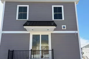 35 Beachland Ave, Milford, CT 06460 - Photo 2