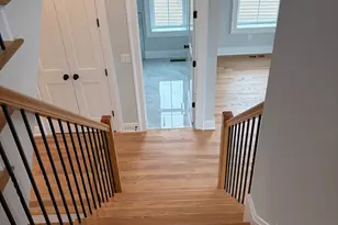 35 Beachland Ave, Milford, CT 06460 - Photo 4