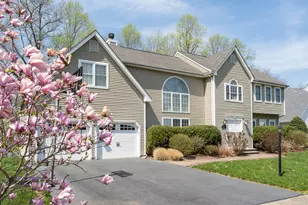 42 Milford Hunt Ln, Milford, CT 06461 - Photo 1
