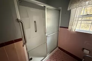 8 Nelson Pl, Fairfield, CT 06825 - Photo 14