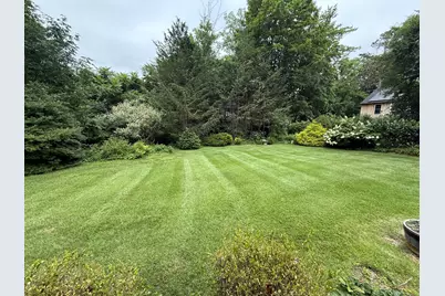 8 Nelson Place, Fairfield, CT 06825 - Photo 32