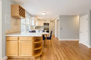 39 Stepping Stone Ln, Madison, CT 06443 - Photo 2