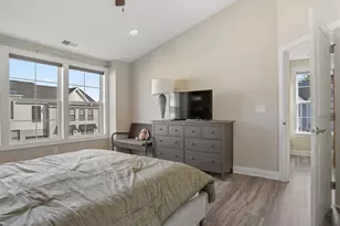 22 Brentwood Cir, Danbury, CT 06810 - Photo 20