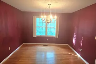 17 Dunbar Ln, Hamden, CT 06514 - Photo 8