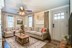 4 Stebbins Brook Ln, Simsbury, CT 06070 - Photo 4