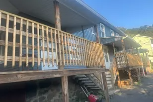 115 Roosevelt Dr, Derby, CT 06418 - Photo 4