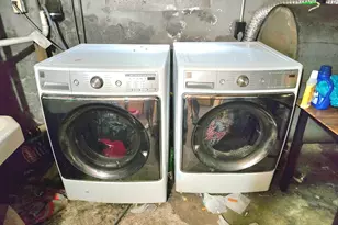 181 Bond St, Hartford, CT 06114 - Photo 10