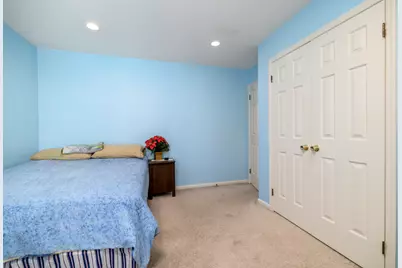 209 Seaside Avenue #APT 2, Stamford, CT 06902 - Photo 16