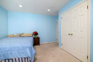 209 Seaside Ave, Stamford, CT 06902 - Photo 16