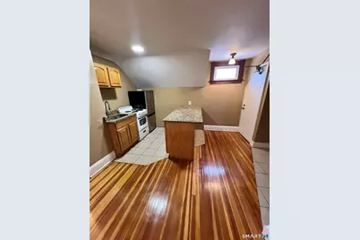 62 Quaker Lane South, West Hartford, CT 06119 - Photo 8