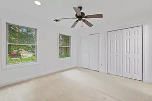 527 West Thames St, Norwich, CT 06360 - Photo 22